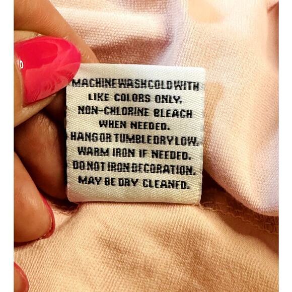 Lucky Charm Pink Tee Shirt With Embrodered Bunny Women's Size M - Picture 7 of 7